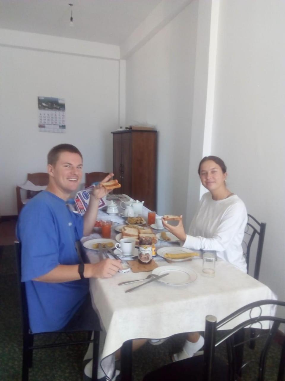 Frosty Heaven Guest House Нувара Елия Екстериор снимка